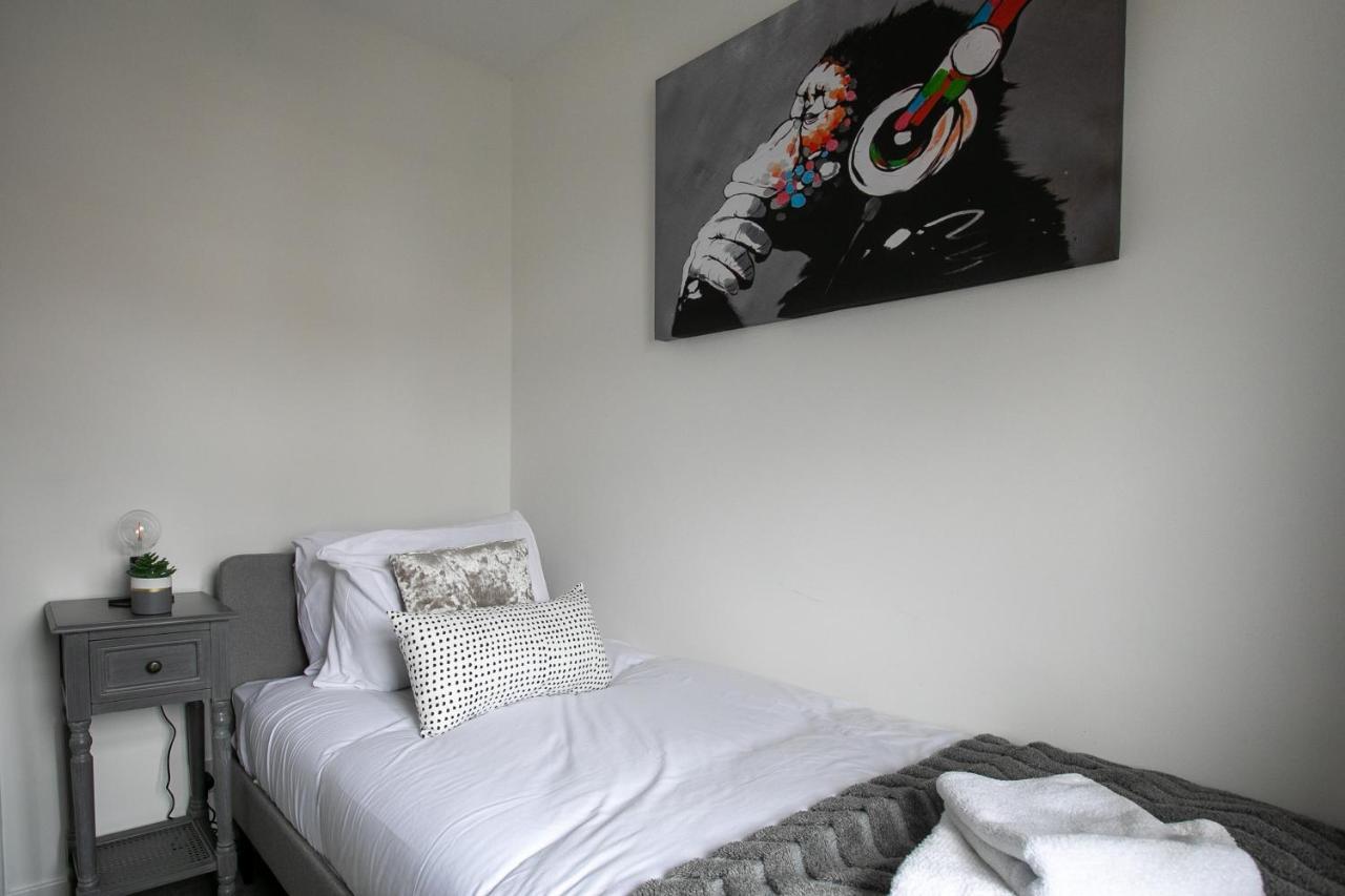 Ludlow Drive 3 Bed Contractor Family Town House In Melton Mowbray Eksteriør bilde
